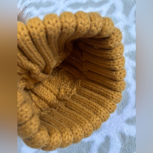 Beanie - Picture 2 of 2